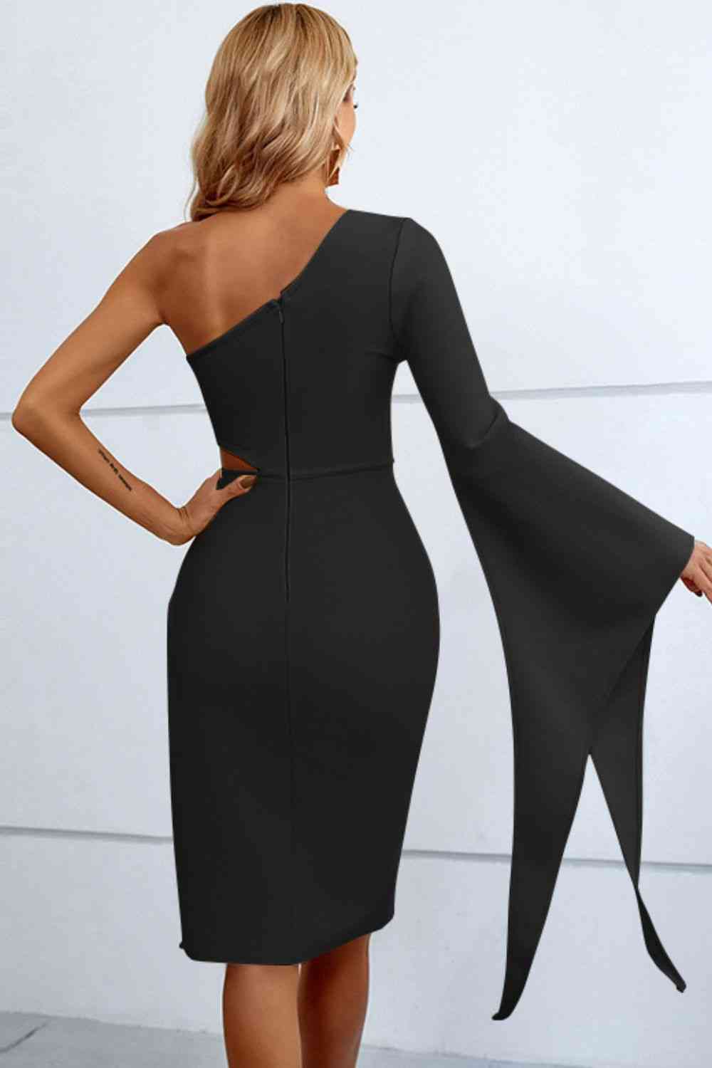 One-Shoulder Flare Elegance Dress with Cutout Split